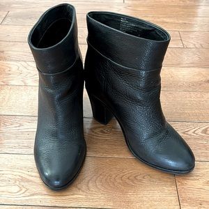 Kenneth Cole Shoes | Black Allie Booties | Size 7